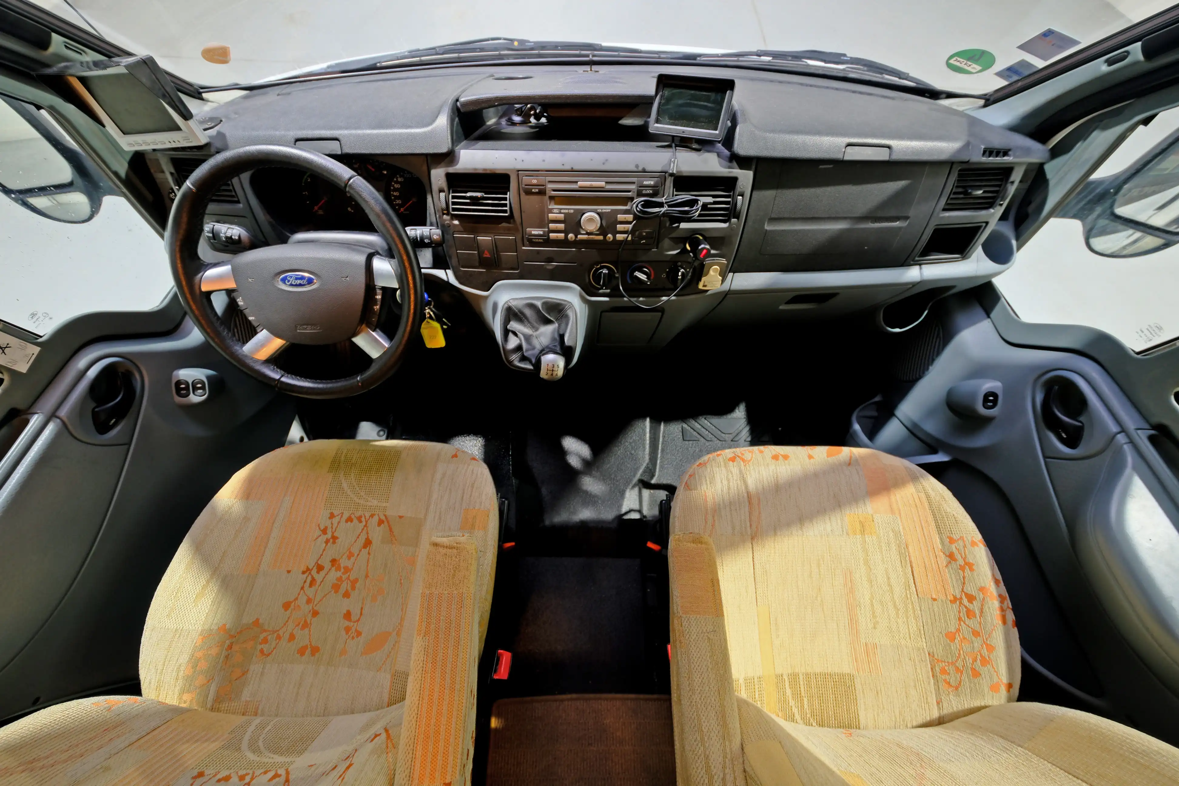 HOBBY Van T 500 GFSC - Ansicht 6